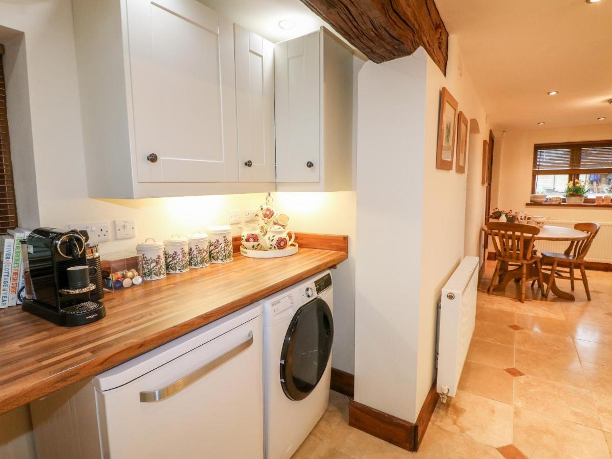 Bellamour End Cottage Rugeley Buitenkant foto